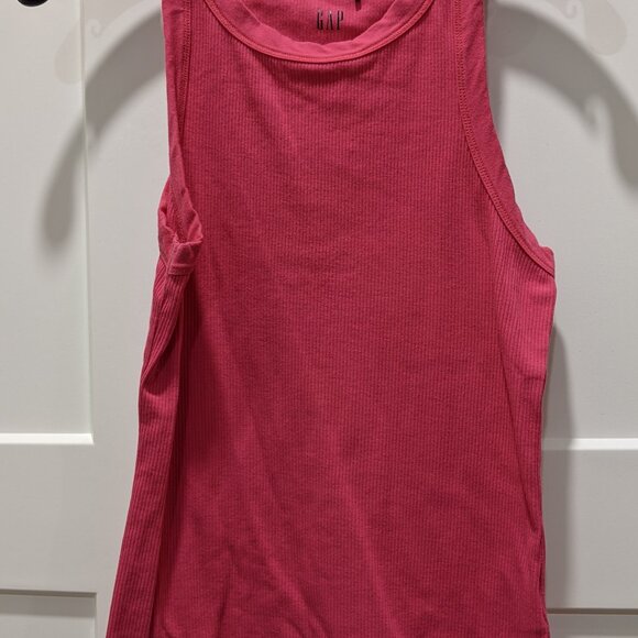 Gap Ribbed Tank - Picture 2 of 2